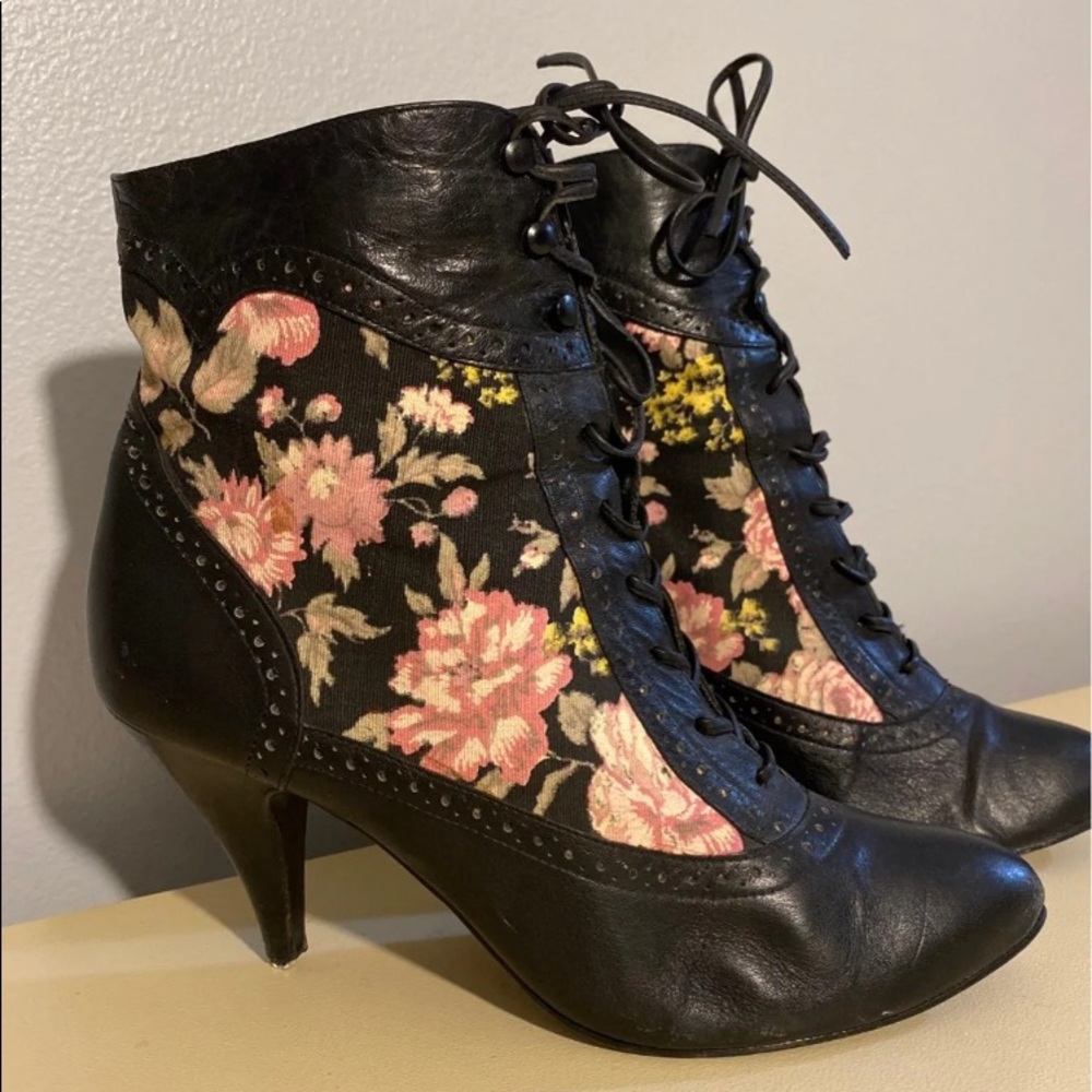 Vintage Granny boots